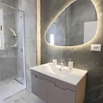 Lana Luxe Tirana