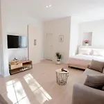 Lana Luxe Apartment Tirana