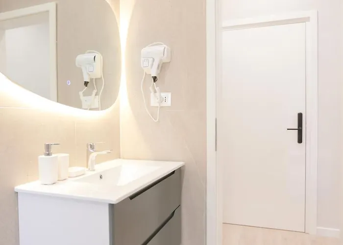 Lana Luxe טיראנה